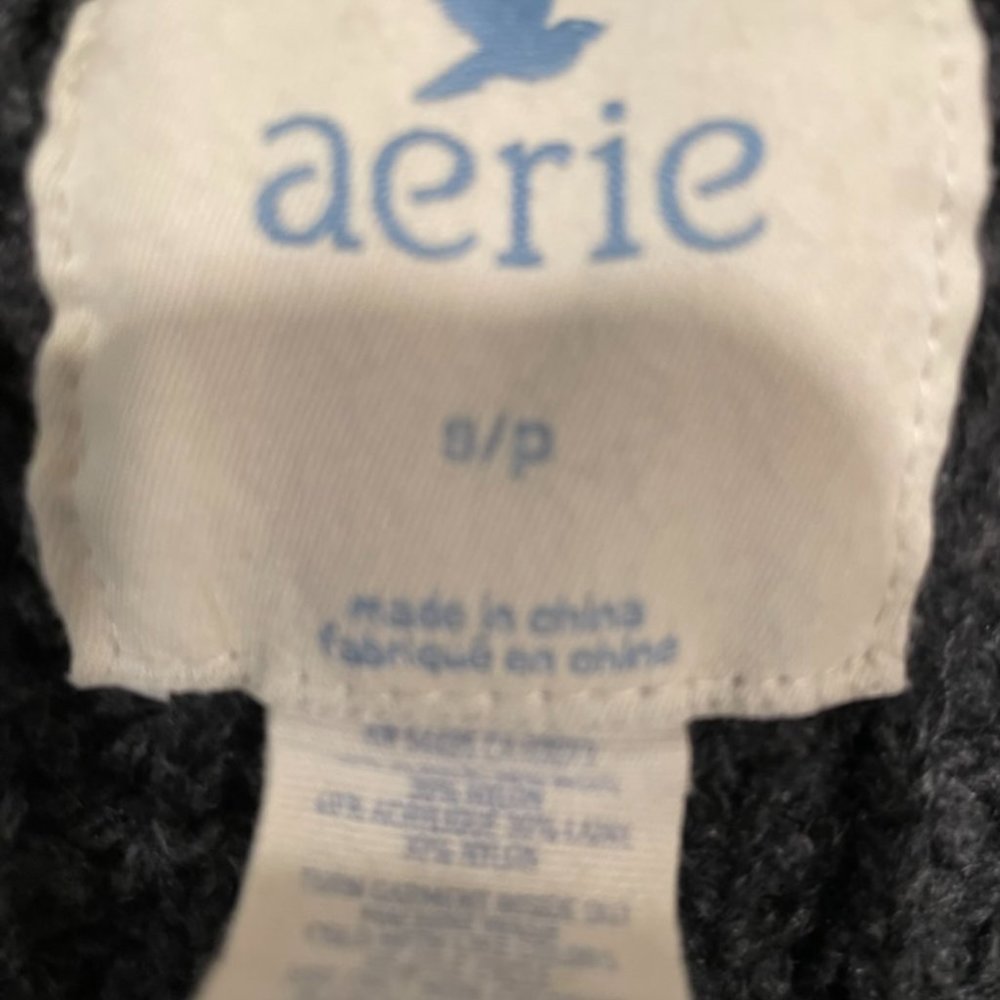 Aerie chunky soft charcoal grey long sweater - size small - Picture 5 of 6